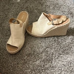 Tom wedges
